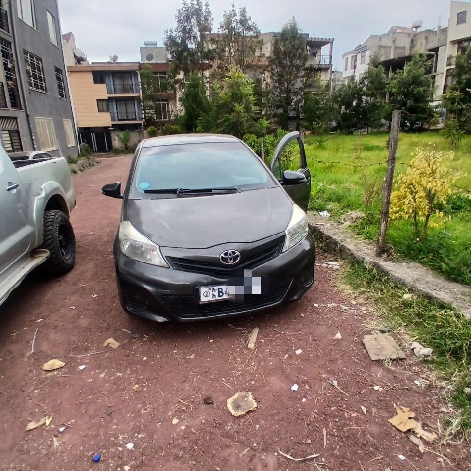 Toyota Land Cruiser 2012