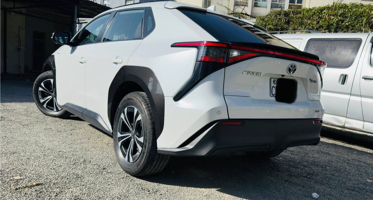 Toyota Land Cruiser 2024