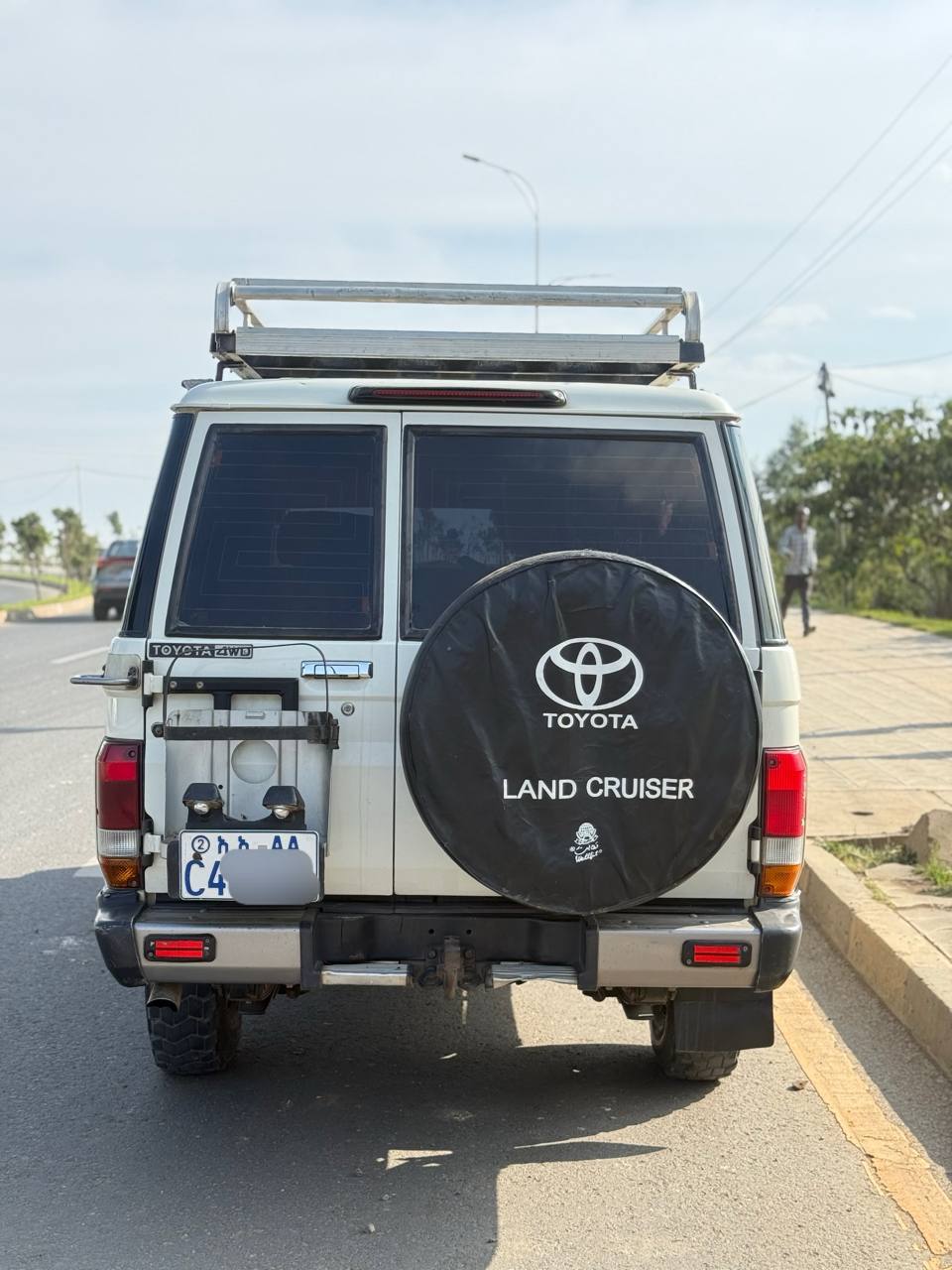 Toyota Land Cruiser 2010