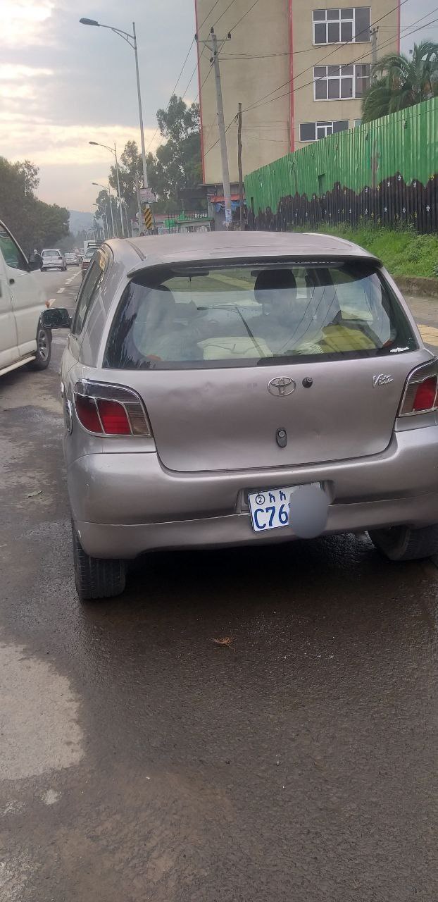 Toyota Land Cruiser 2001