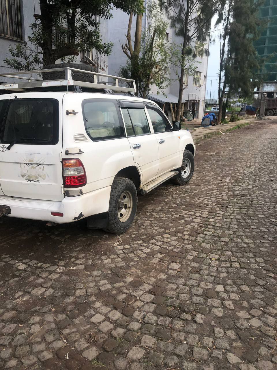 Toyota Land Cruiser 2004