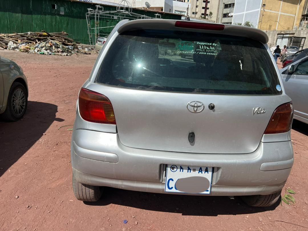 Toyota Land Cruiser 2004