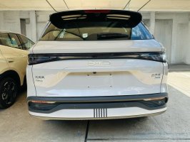 BYD e2 2025 exterior