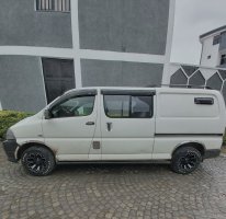 Toyota Land Cruiser 2011 exterior