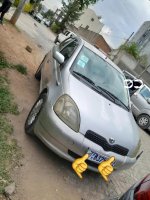 Toyota Land Cruiser 2000 exterior