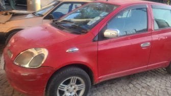 2000 2000/4 vitz for Sale