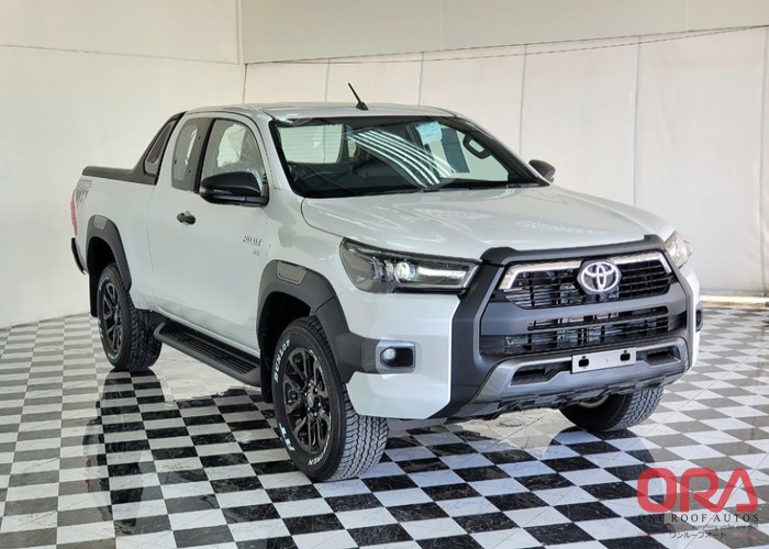 2024 TOYOTA SMART CAB 4WD AT 2024 2.8L TOYOTA SMART CAB 4WD AT 2024 2.8L for Sale