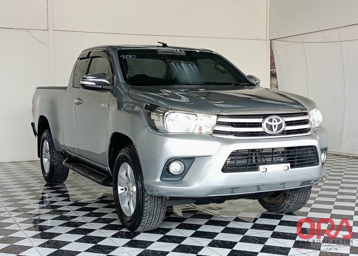 2016 TOYOTA SMART CAB 2WD AT 2016 2.4L TOYOTA SMART CAB 2WD AT 2016 2.4L for Sale