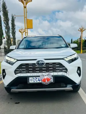 2024 Toyota RAV4 Hybrid for Sale