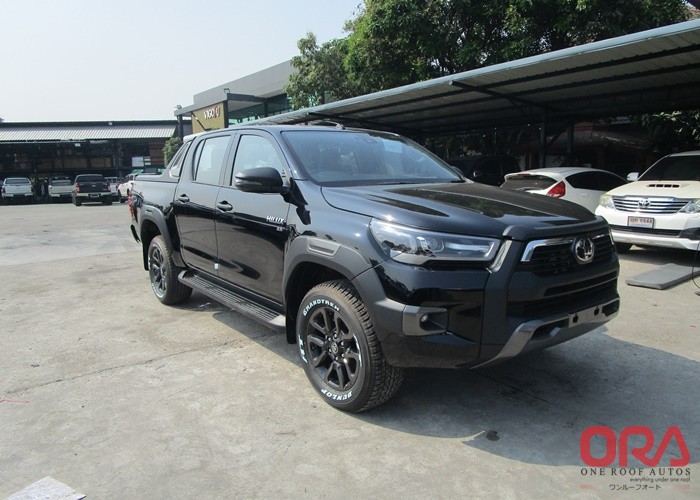 2023 TOYOTA HILUX REVO ROCCO 2023 2.8L TOYOTA HILUX REVO ROCCO 2023 2.8L for Sale