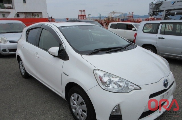 2014 TOYOTA AQUA S 2014 WHITE TOYOTA AQUA S 2014 WHITE for Sale