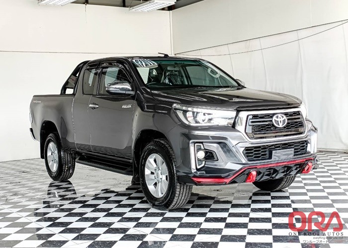 2018 TOYOTA SMART CAB 2WD AT 2018 2.4L TOYOTA SMART CAB 2WD AT 2018 2.4L for Sale