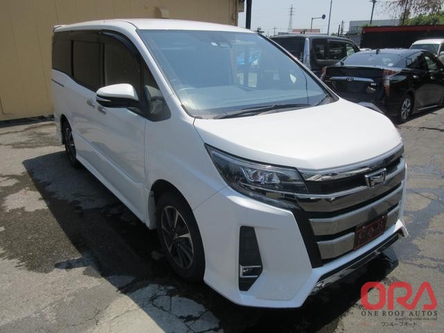 2017 TOYOTA NOAH SI WxB 2017 2.0L TOYOTA NOAH SI WxB 2017 2.0L for Sale