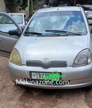 2000 Toyota Vitz for Sale
