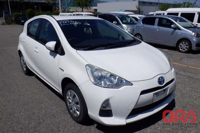 2014 TOYOTA AQUA L 2014 WHITE TOYOTA AQUA L 2014 WHITE for Sale