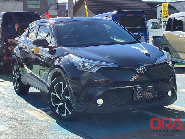 2019 TOYOTA C-HR 2019 AT GASOLINE 4WD 1.2L TOYOTA C-HR 2019 AT GASOLINE 4WD 1.2L for Sale