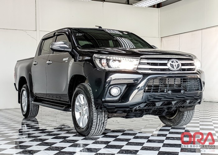 2017 TOYOTA DOUBLE CAB 4WD AT 2017 2.8L TOYOTA DOUBLE CAB 4WD AT 2017 2.8L for Sale
