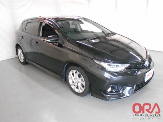 2017 TOYOTA AURIS RS 2017 1.8L TOYOTA AURIS RS 2017 1.8L for Sale