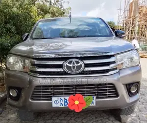 2016 Toyota Hilux for Sale